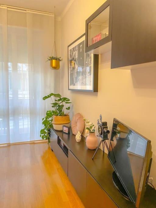 Vila A Casa Di Gin Milano Exteriér fotografie